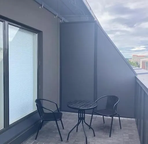 Location Center With Balcony And Free Parking Kotimaailma 公寓 *